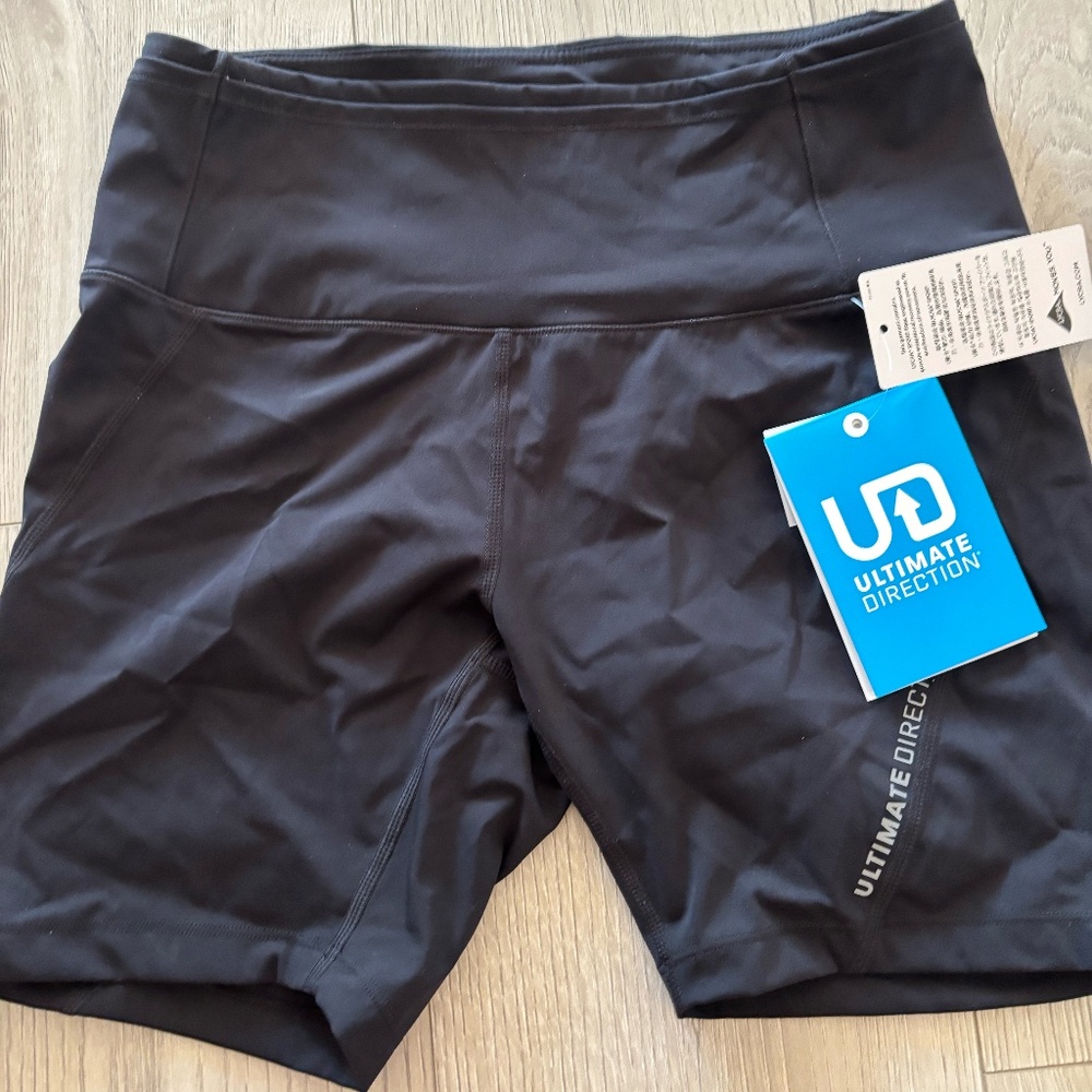 Women’s Black Ultimate Direction Running Shorts Size M